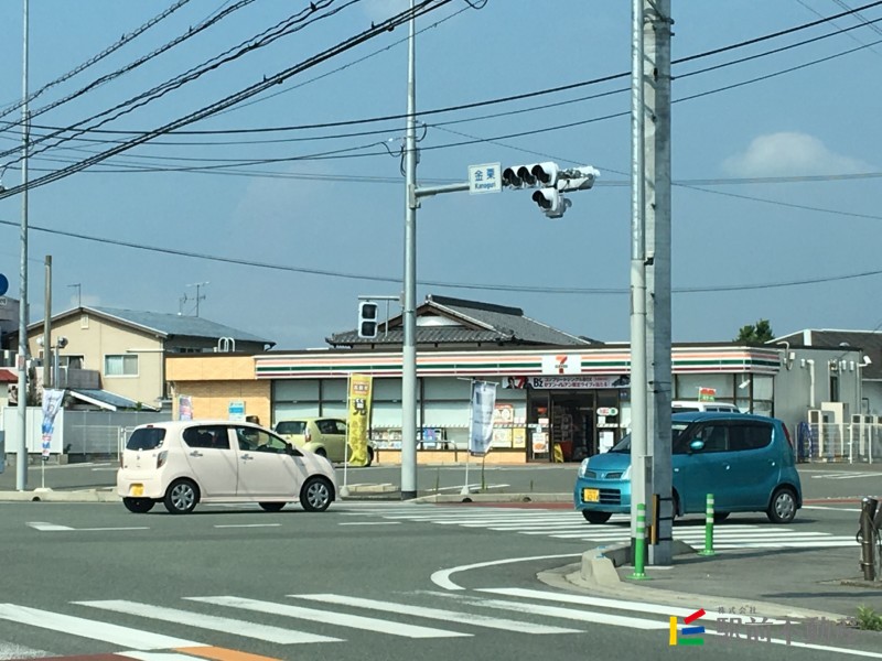 【みやま市瀬高町下庄のアパートのコンビニ】