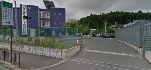 中学校　大久保中学校（中学校）まで912m