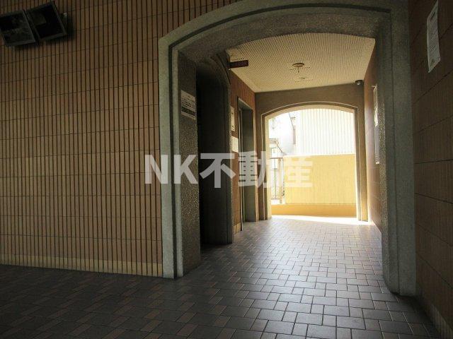 ロビー　建物の内部です