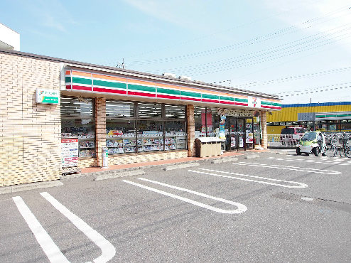 コンビニ　セブンイレブン 川越霞ヶ関東1丁目店（コンビニ）まで528m