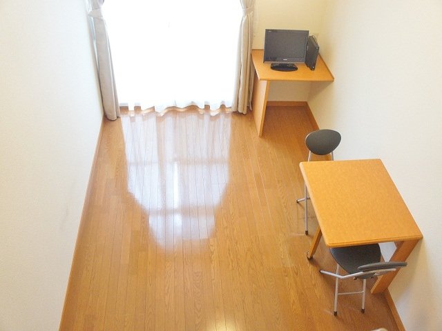 居室・リビング　家電はお部屋によって異なります。