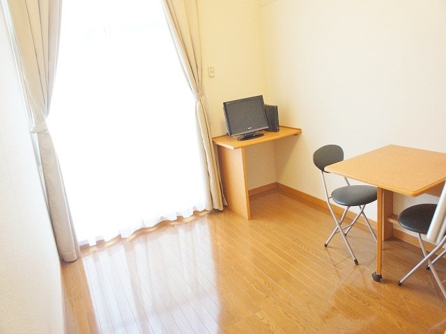 居室・リビング　家具家電付きで新生活もらくらくスタート！