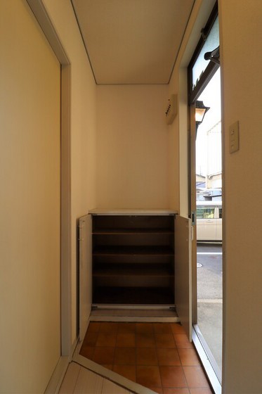 玄関　別号室写真です
