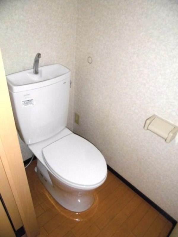 トイレ　図面と現状に相違がある場合には現状を優先