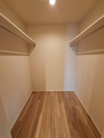 収納　ウォークインクローゼット