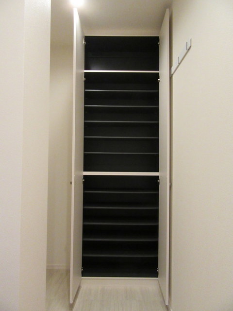 GattoBianco_内装_5