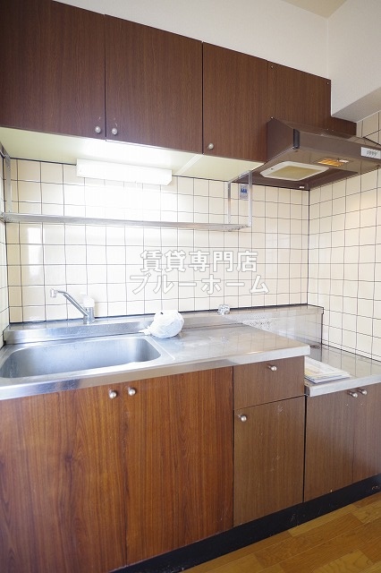 キッチン　収納豊富なキッチン！