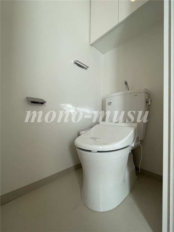 トイレ　同間取り参考写真