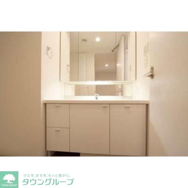 洗面設備　※写真は同タイプ住戸です。