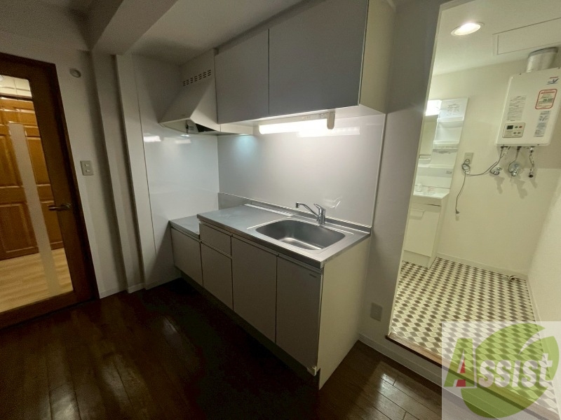 キッチン　キッチンはスペースも広々していて使いやすそうですよ！