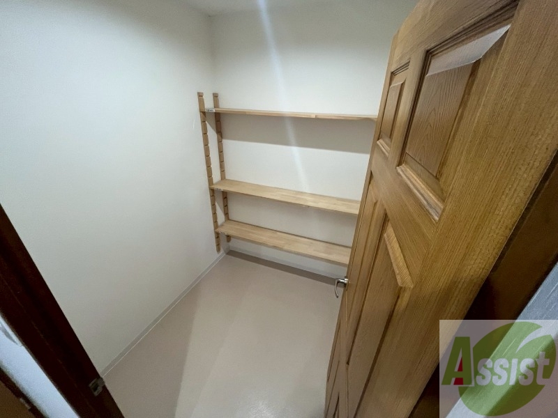 収納　こちらは収納です。物をしまう事ができますね！