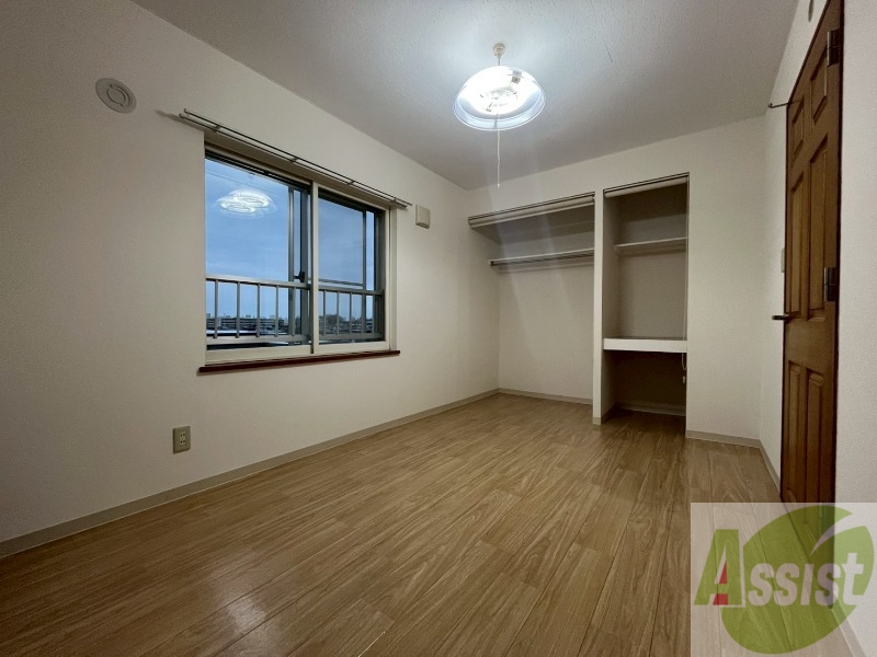 その他部屋・スペース　寝室です。部屋をどう使うかはあなた次第です！