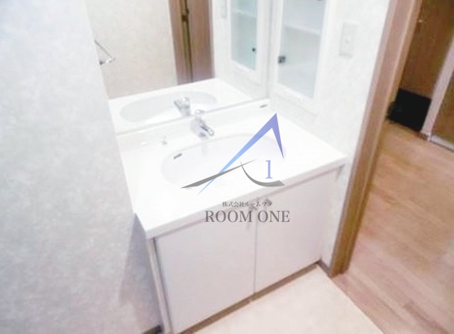 洗面設備　洗面台です。