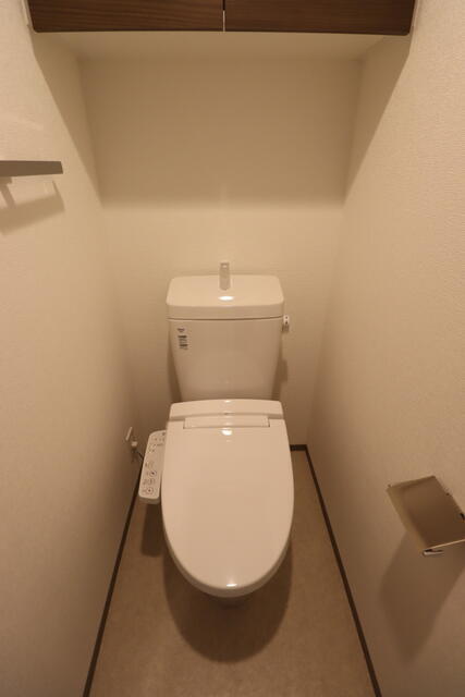 トイレ　別部屋参考写真