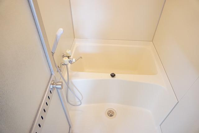 バス・シャワールーム　浴室