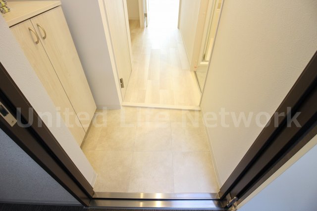 玄関　住まいの顔ともなる玄関