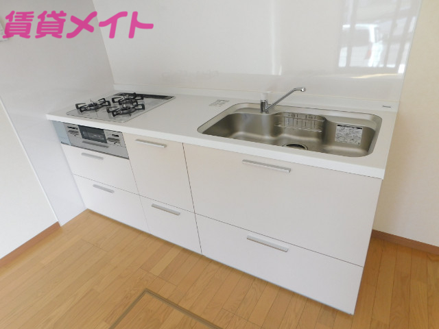 キッチン　同物件別部屋の写真となります