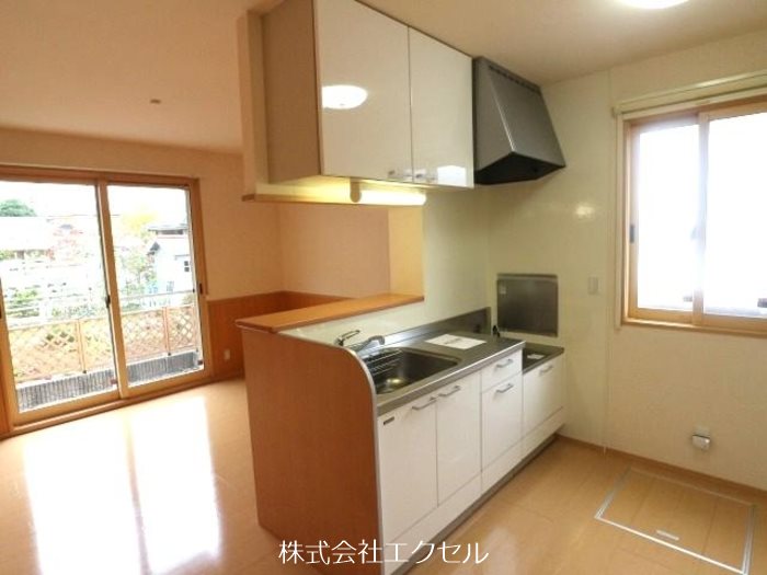 キッチン　人気のカウンターキッチンです。