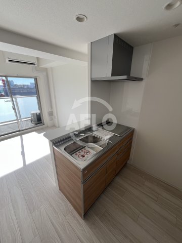 キッチン　セレニテ十三ミラク　キッチン