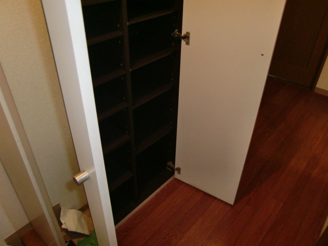 玄関　シューズボックス