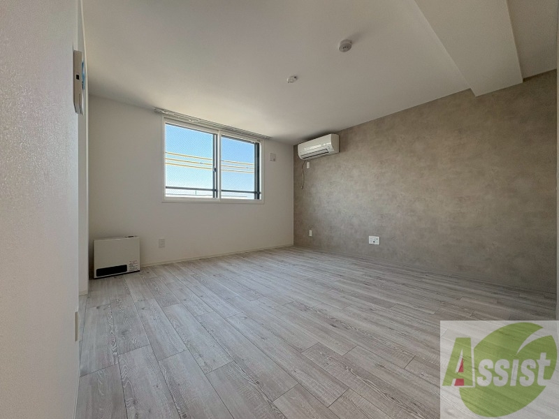 居室・リビング　広くてキレイなお部屋が広がっていて、充実した生活が送れそう。