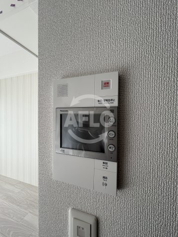 セキュリティ　セレニテ新大阪アリエ　インターホン