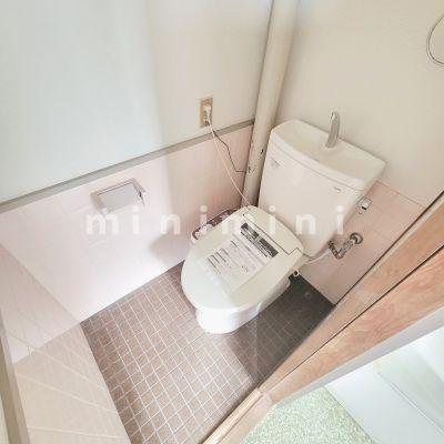 トイレ　※写真は別号室のものですので現状優先とさせていただきます