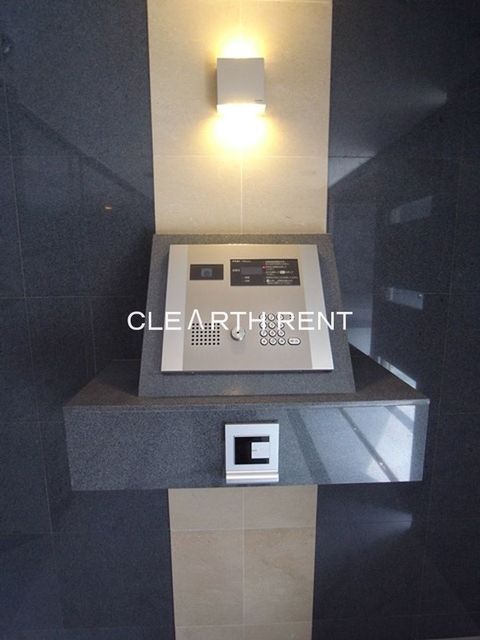 セキュリティ　☆弊社管理物件☆上質を日常に。南青山で暮らす1K。