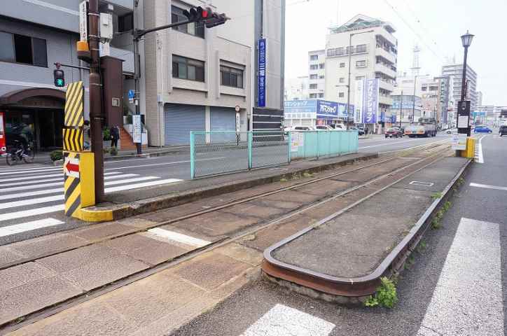 その他　本町5丁目駅（その他）まで240m