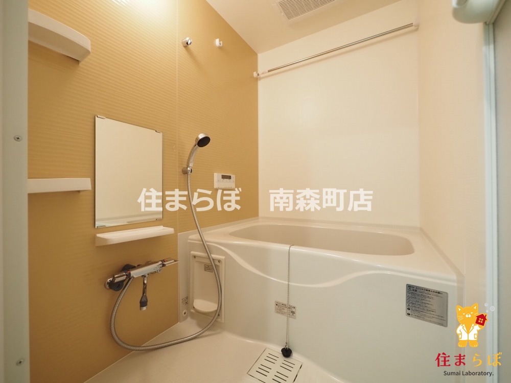 バス・シャワールーム　「見た目じゃなく、心に“しっくりくる”を大切に。」