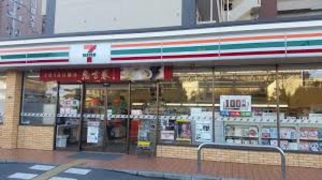 コンビニ　セブンイレブン尼崎潮江5丁目店（コンビニ）まで756m