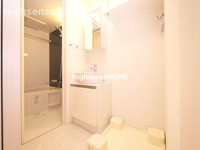 洗面設備　使いやすい洗面所です