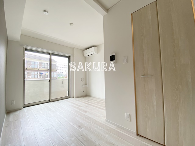 居室・リビング　開放感のあるゆったりとしたお部屋です♪