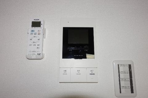 セキュリティ　モニタ付きインターホン