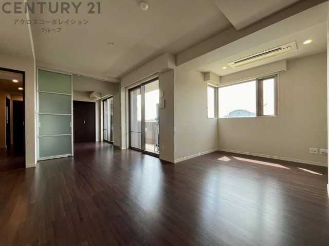 居室・リビング　広々したリビングです♪