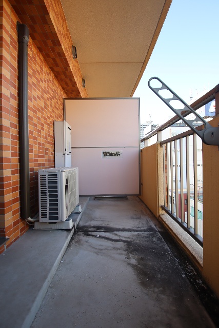 バルコニー　※別号室の参考写真のため現況優先です。