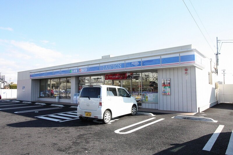 コンビニ　ローソン北名古屋石橋店（コンビニ）まで432m