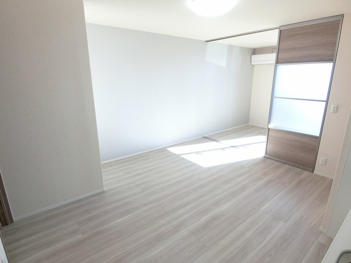 居室・リビング　メゾンYZ