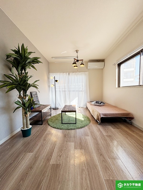 居室・リビング　写真は１０７号