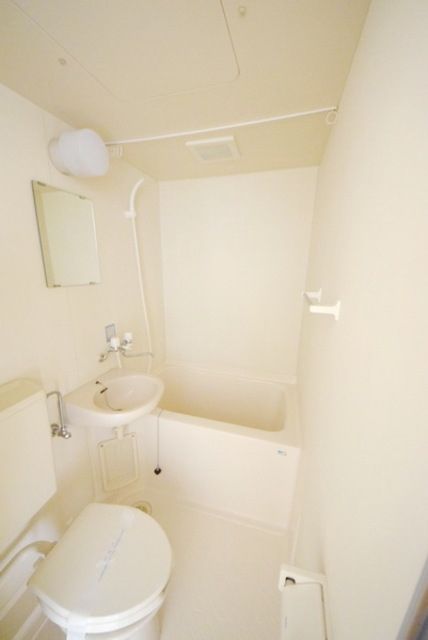 バス・シャワールーム　バス