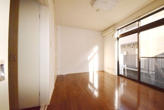 居室・リビング　居室