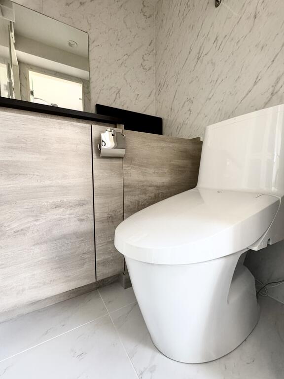 トイレ　※別号室の参考写真です