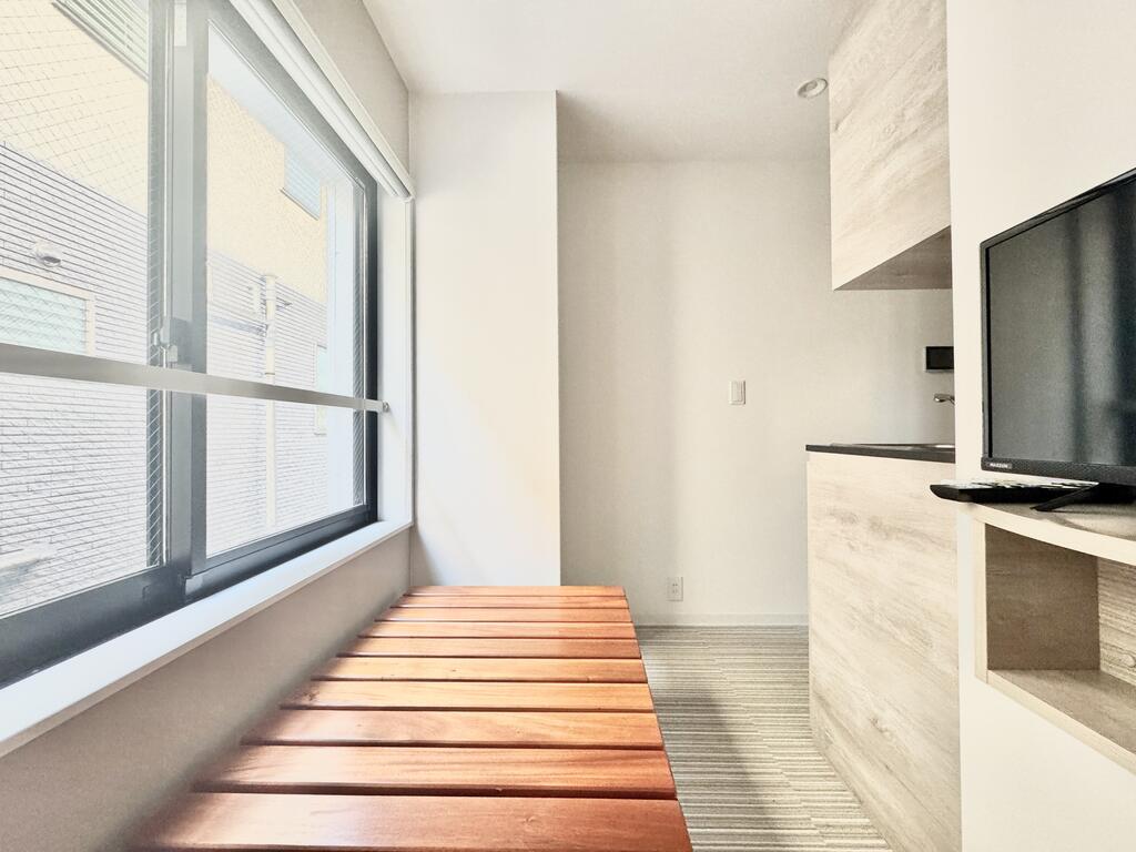 その他　※反転タイプの参考写真です