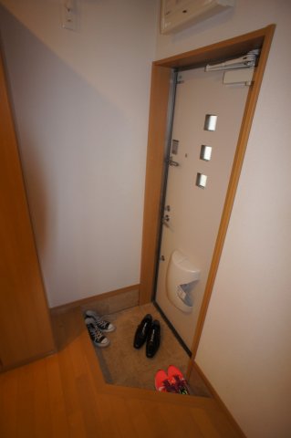 玄関　落ち着いた玄関です