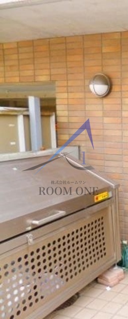 その他共有部分　敷地内ゴミ置き場です。