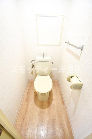 トイレ　コンパクトで使いやすいトイレです