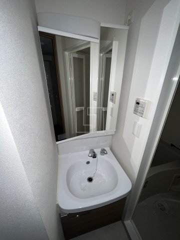 洗面設備　ララプレイス難波シエール　独立洗面台