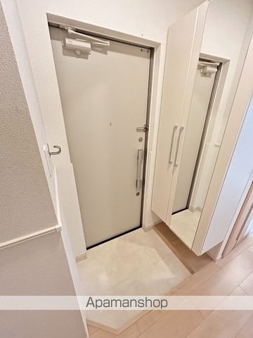 アンダンテ郡津の玄関写真