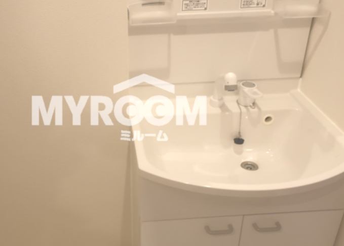 洗面設備　（同一仕様写真）