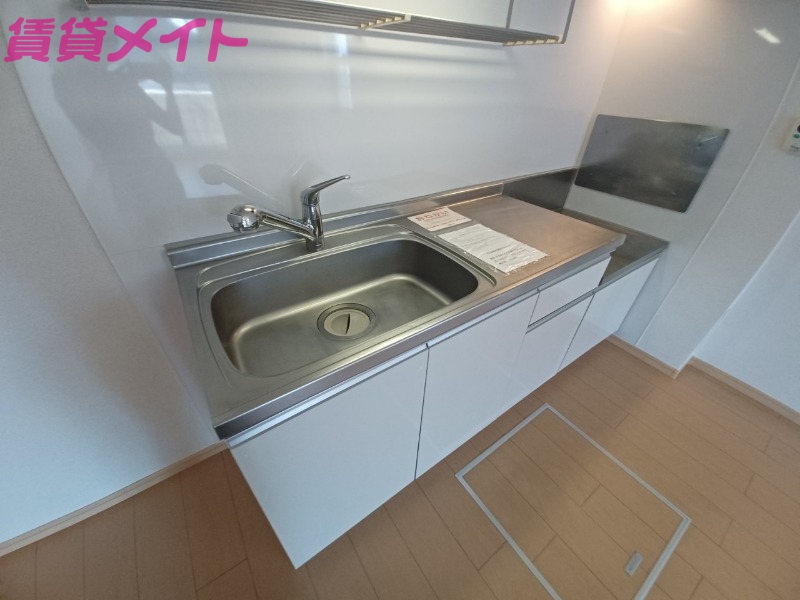 キッチン　同型参考写真